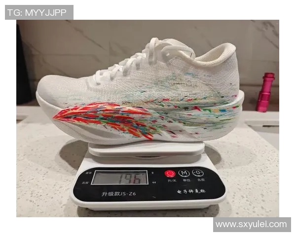 安踏全掌氮篮球鞋助力运动表现提升让你在球场上尽显风采
